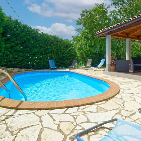Holiday home Homes Sunny Twins By Rent Istria Groznjan