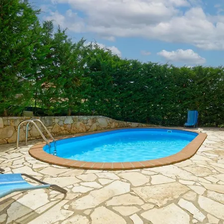 Holiday home Homes Sunny Twins By Rent Istria Groznjan