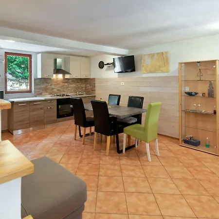 Holiday home Homes Sunny Twins By Rent Istria