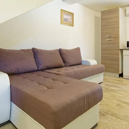 Homes Sunny Twins By Rent Istria Holiday home Groznjan